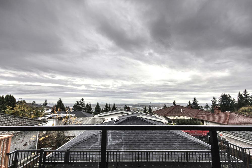 burnaby-home-backyard-view