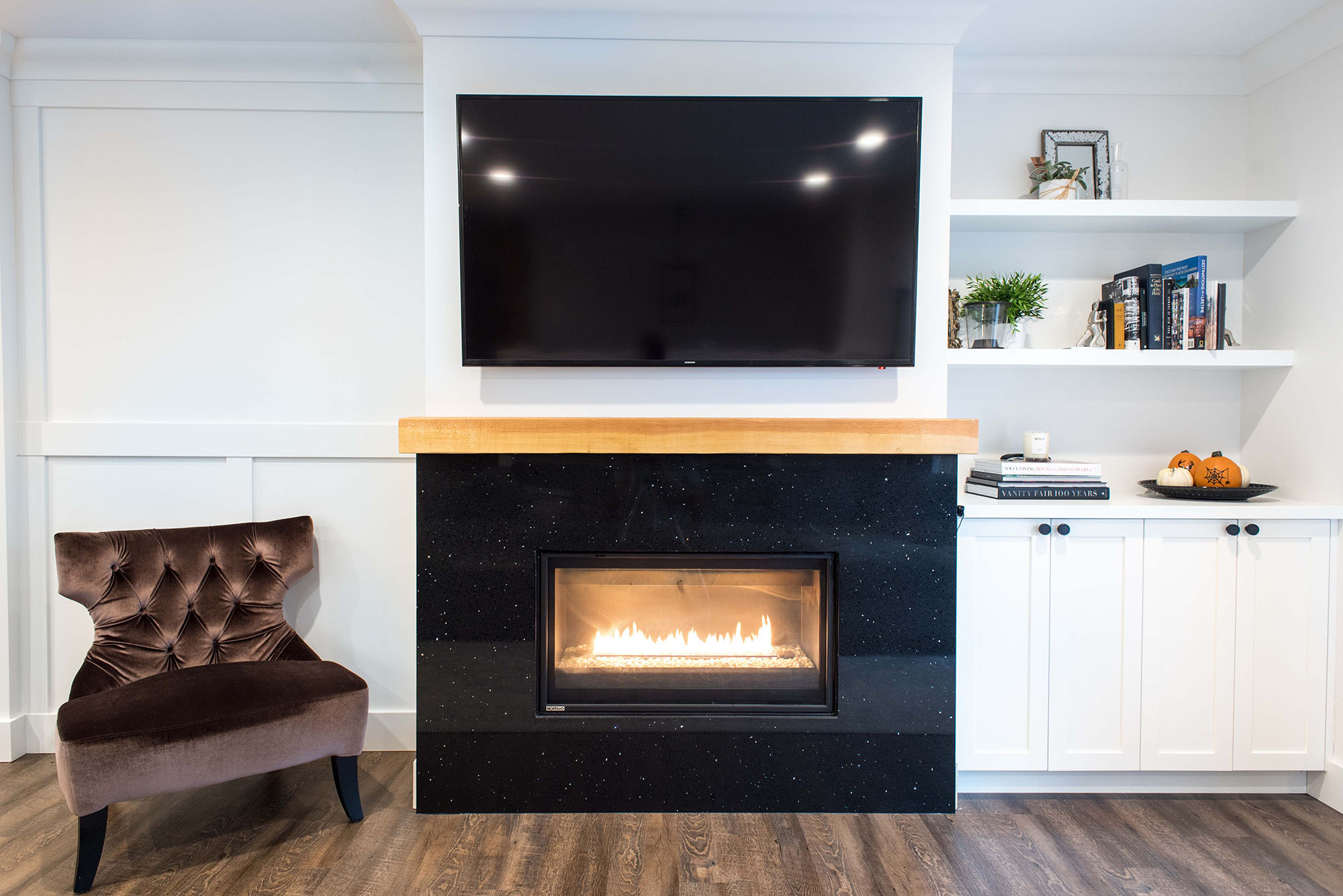 living-room-fireplace-tv