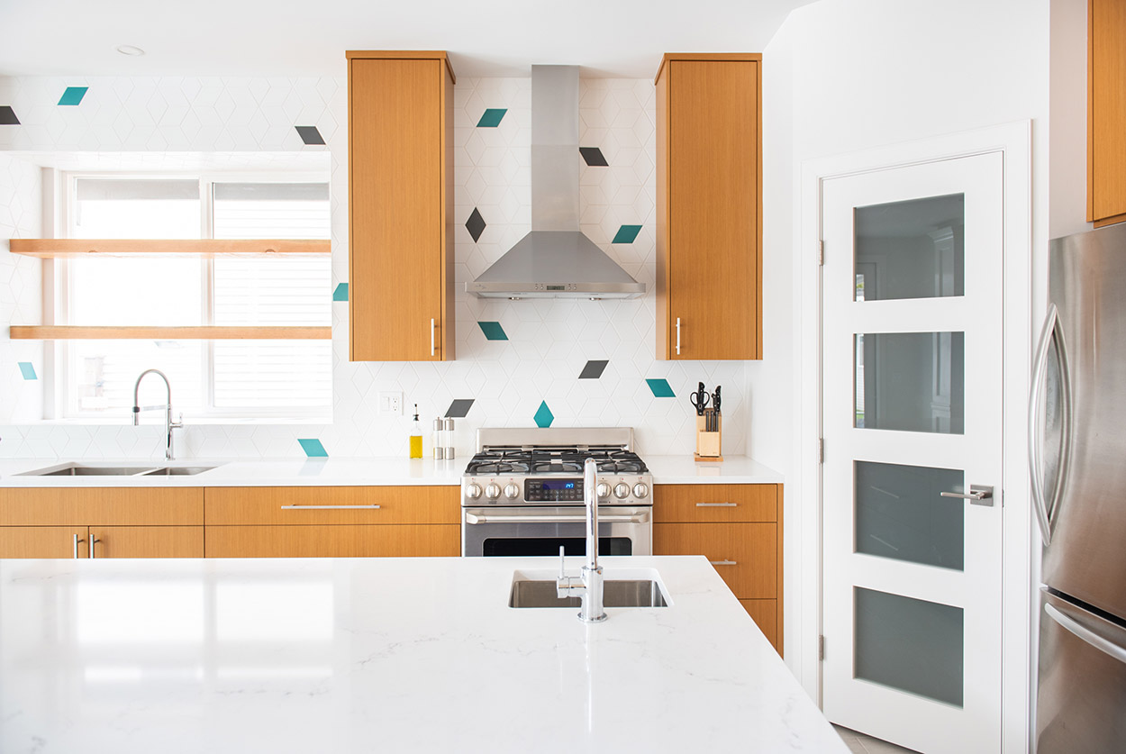 mid-century modern kitchen in maple ridge