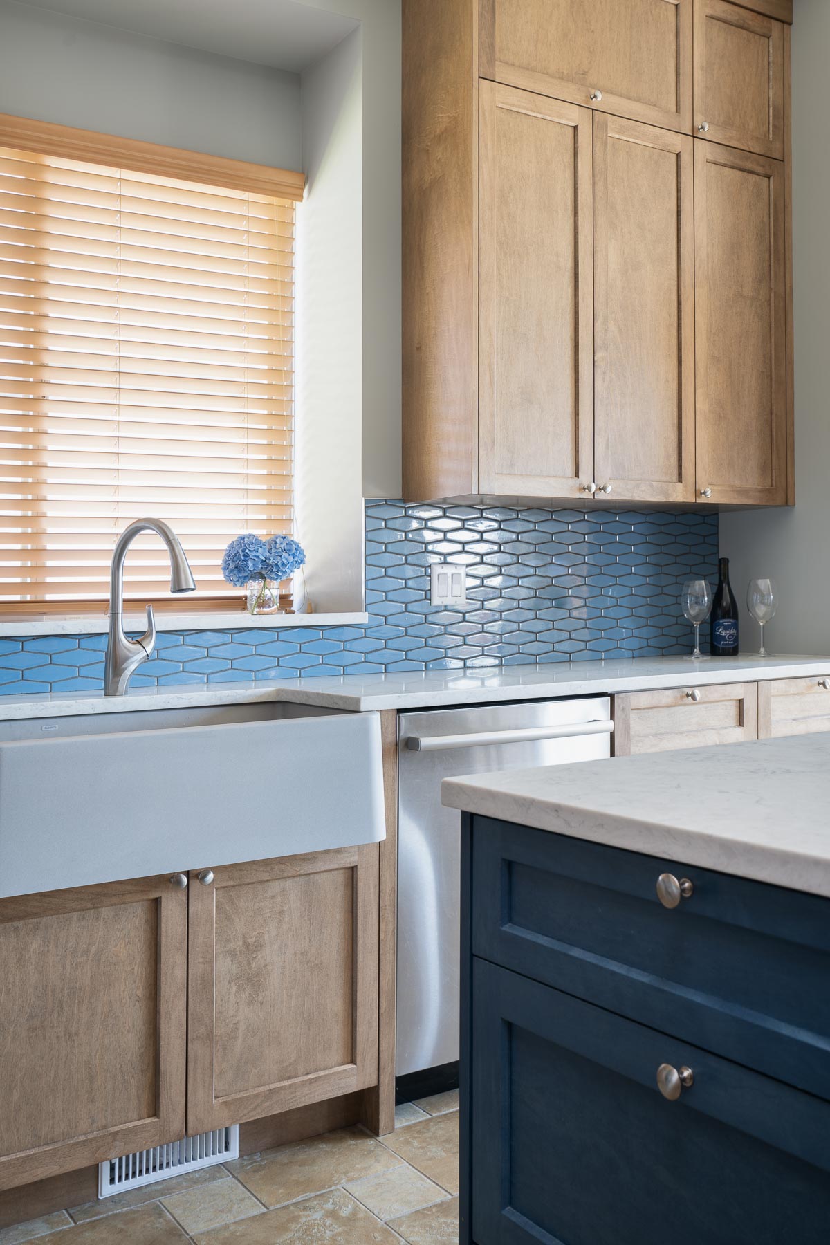 maple cabinets in Port Moody kitchen remodel