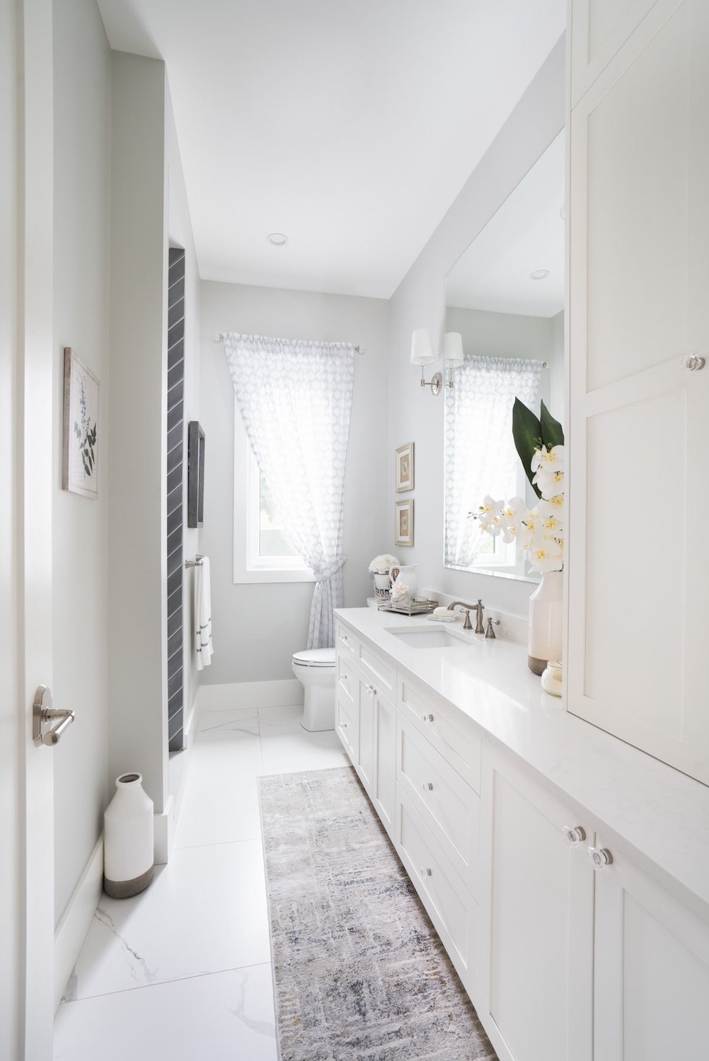 Langley in-law suite bathroom
