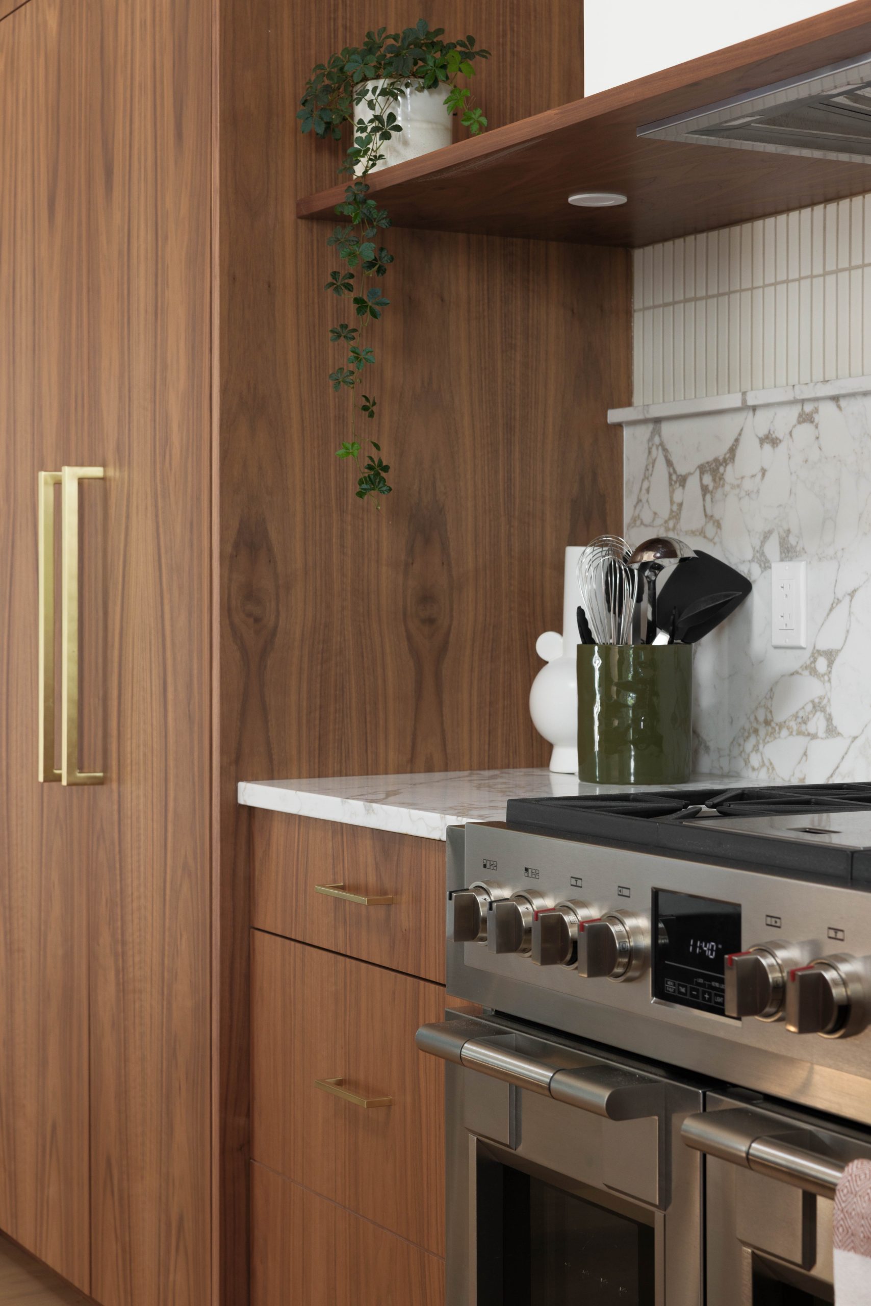 walnut kitchen details